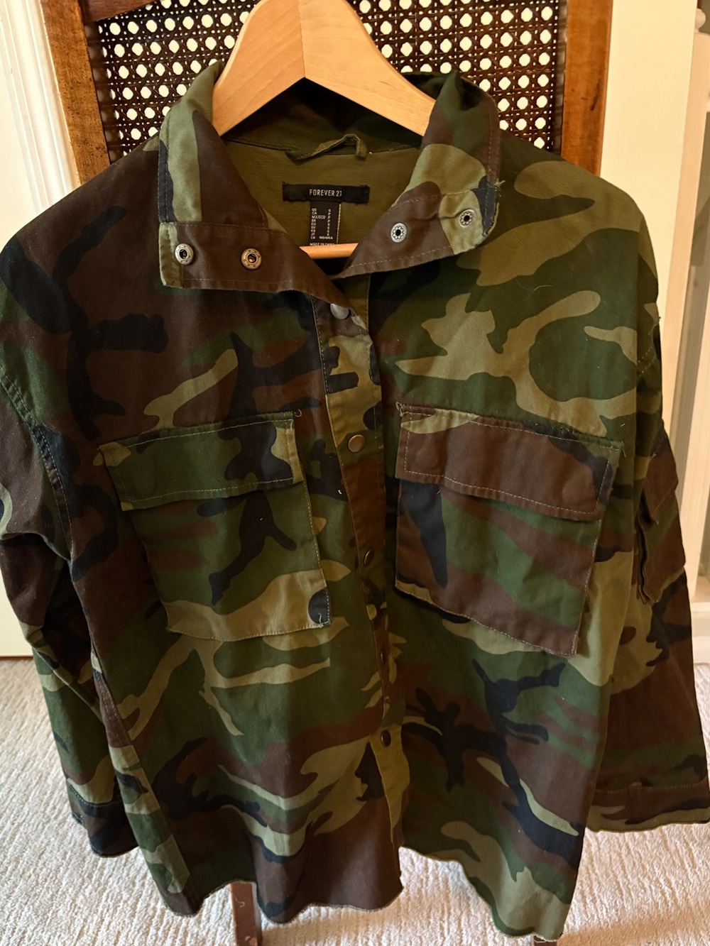 Forever 21 Camo Utility Jacket | Size Small | Military Style Overshirt